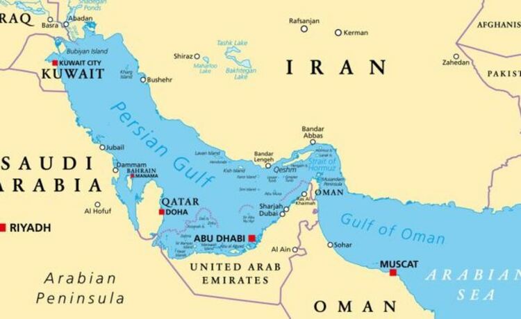  Пекин натиска Техеран за частично отваряне на Ормузкия проток за енергийни доставки