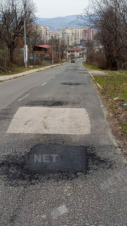 Светкавична реакция след публикация на Кърджали бг вести,изкърпиха пътя за Резбарци