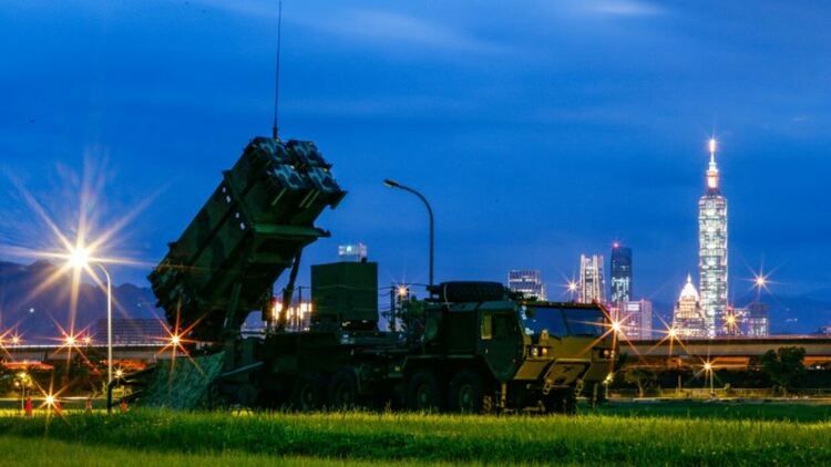 Кой печели най-много от кризата в Иран? Войната в Близкия изток като удар за Украйна