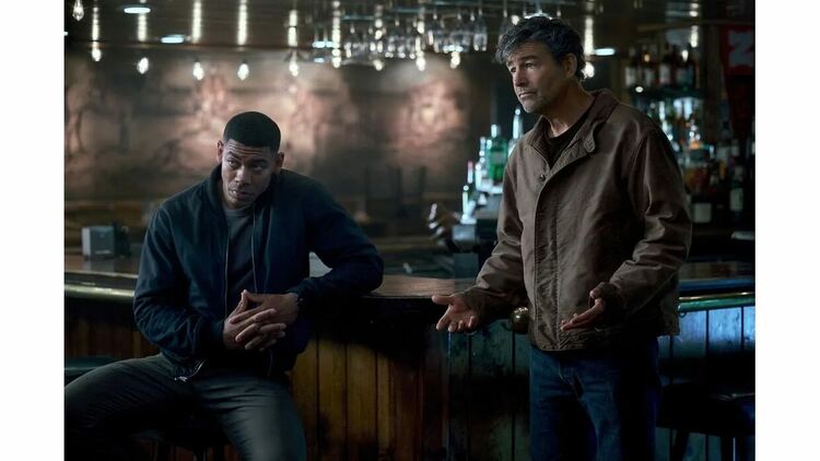 Първи тийзър на сериала &bdquo;Фенери&ldquo; с участието на Кайл Чандлър, Арън Пиер и Кели Макдоналд