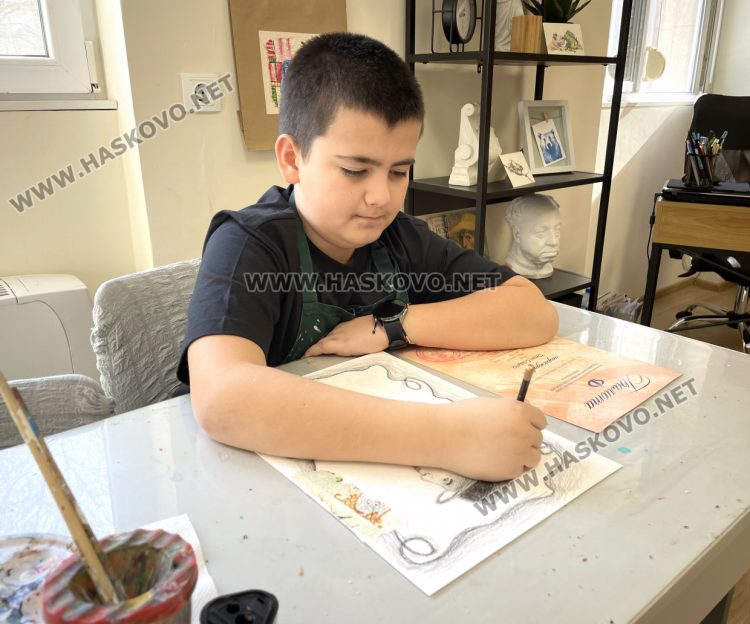 Млади художници от школа &bdquo;Колорит&ldquo; с поредица от национални отличия