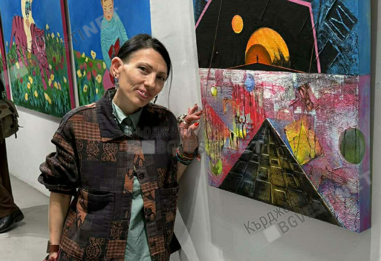 Кърджалийката Мая Мечева с участия в национални изложби,посвещава ги на Осми март и жените