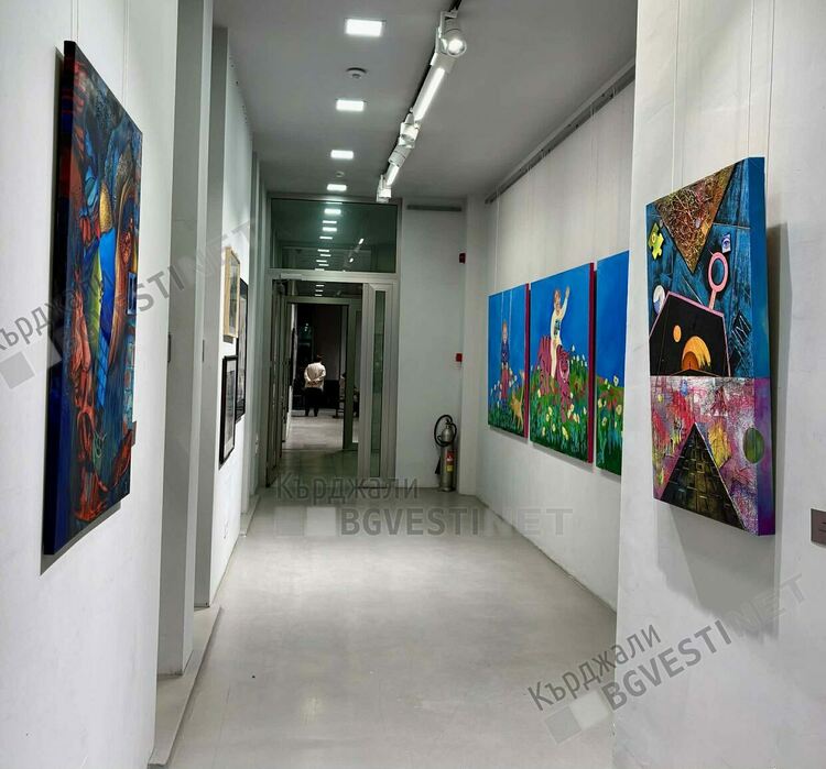 Кърджалийката Мая Мечева с участия в национални изложби,посвещава ги на Осми март и жените