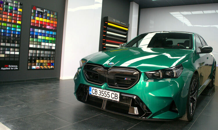 фолиране на автомобил