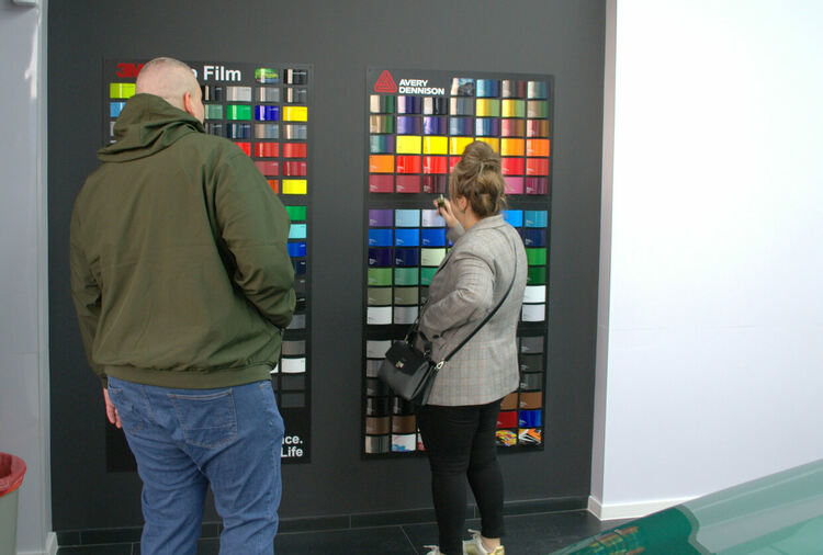 Грижата за твоя автомобил на ново ниво - автосалон за фолиране отвори врати в Димитровград