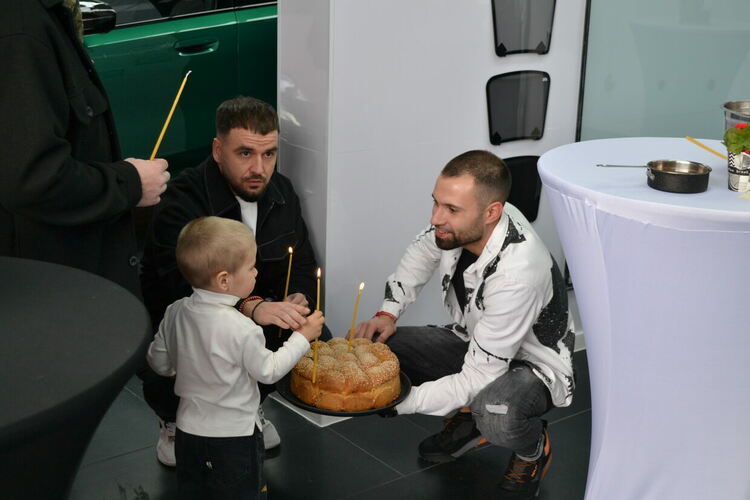 Грижата за твоя автомобил на ново ниво - автосалон за фолиране отвори врати в Димитровград