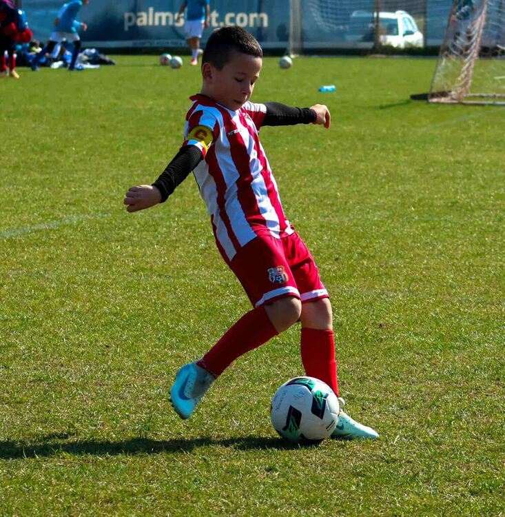 Младите таланти на ФК &bdquo;Хасково&ldquo; станаха шампиони в международен турнир в Сандански