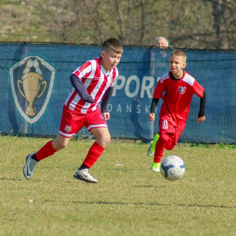 Младите таланти на ФК &bdquo;Хасково&ldquo; станаха шампиони в международен турнир в Сандански
