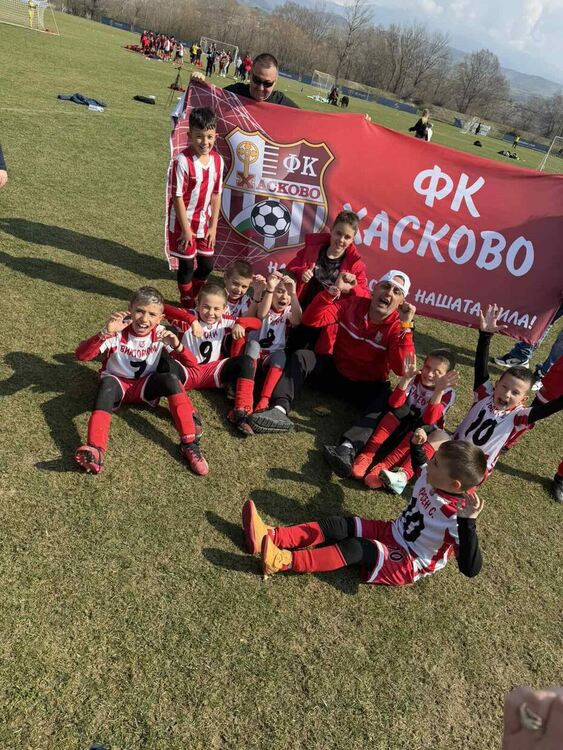 Младите таланти на ФК &bdquo;Хасково&ldquo; станаха шампиони в международен турнир в Сандански