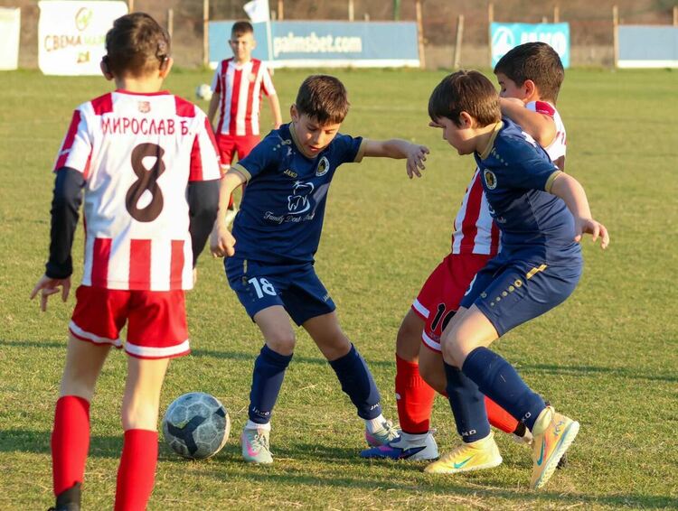 Младите таланти на ФК &bdquo;Хасково&ldquo; станаха шампиони в международен турнир в Сандански