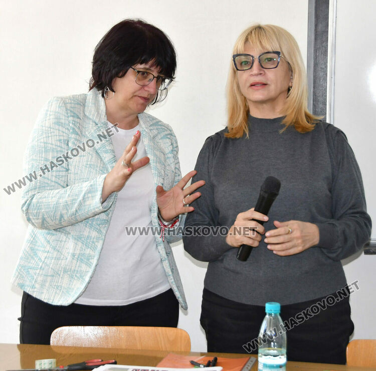 доц. д-р Татяна Кичева и проф. д-р Надя Миронова