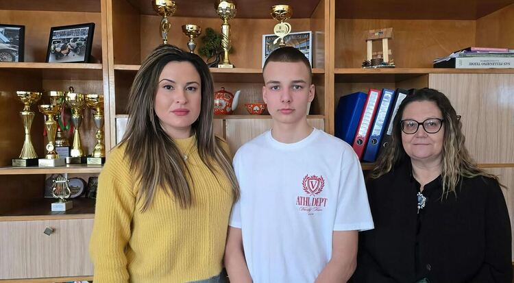 Ученици от ПГТАТ &bdquo;Н. Й. Вапцаров&ldquo; с нов повод за гордост