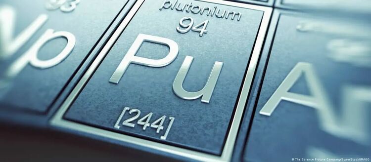 Плутоният може да се използва като гориво в атомните електроцентрали, но също така и за направата на ядрени оръжия