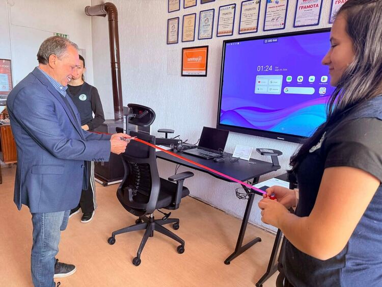 В село Гьоврен откриха нов дигитален клуб към читалище &bdquo;Светлина &ndash; 1948&ldquo;