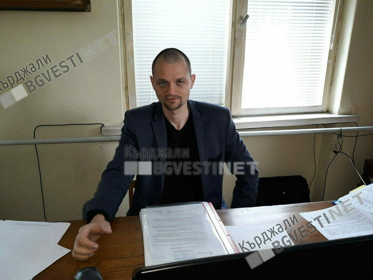 Петър Захариев