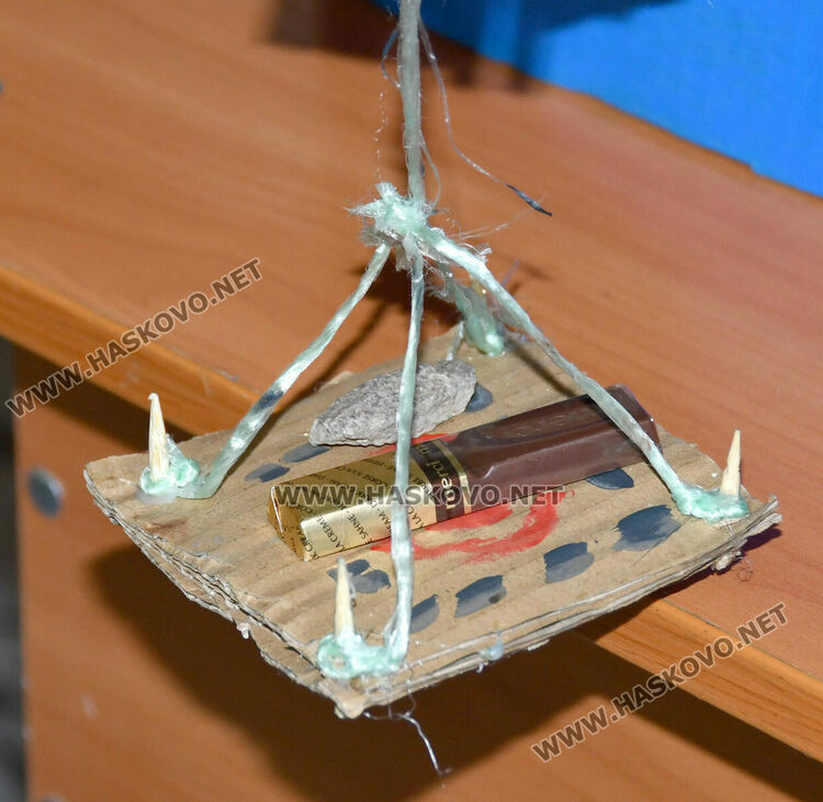 Ученици от Езиковата гимназия представиха хидравлични машини и зелени идеи