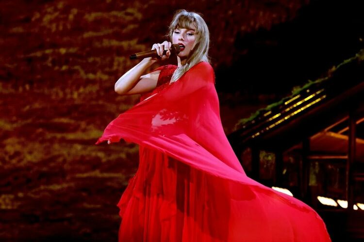 Състоянието на Тейлър Суифт достигна 2 милиарда долара