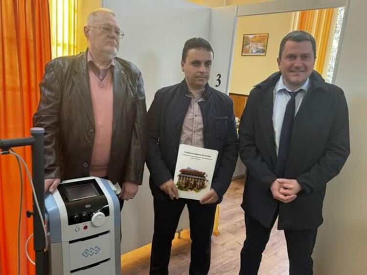 В &bdquo;СБПЛР &ndash; Перник&ldquo; ЕООД - Профилакториум беше предоставен нов високоинтензивен лазерен апарат дарен от &bdquo;Топлофикация Перник&ldquo;