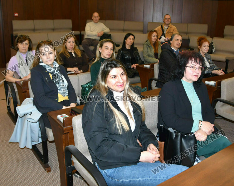 Обсъдиха публично Стратегията за развитие на културата в Община Хасково 