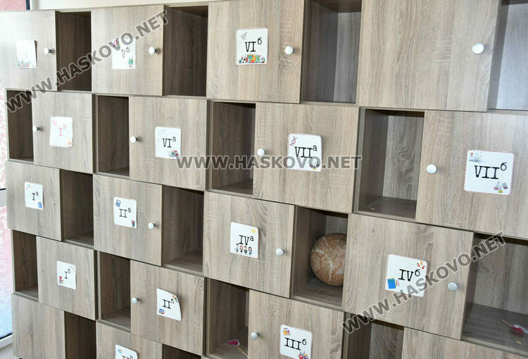 Откриха иновативен кабинет по английски език в ОУ &bdquo;Шандор Петьофи&ldquo;