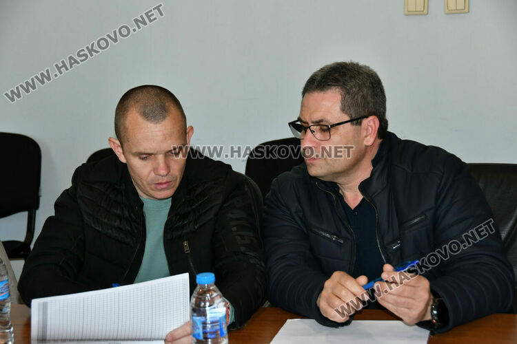 Исторически &bdquo;напредък&ldquo;&nbsp;&ndash; партиите прекратиха консултациите за СИК на секция номер 2