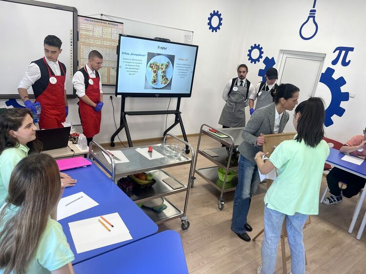 Математика с вкус: Денят на числото Пи (&pi;)  в ПГ по туризъм &bdquo;Проф. д-р Асен Златаров&ldquo;