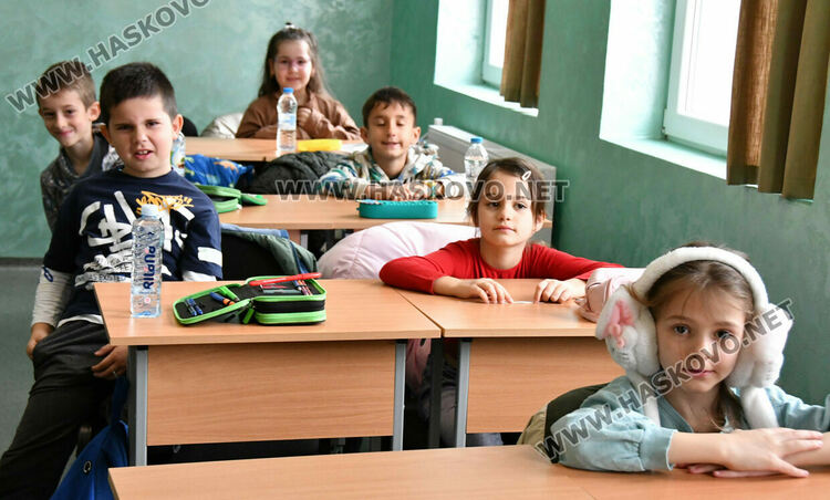  Над 300 ученици участват във Второ математическо състезание &bdquo;Млад математик на Хасково&ldquo; 