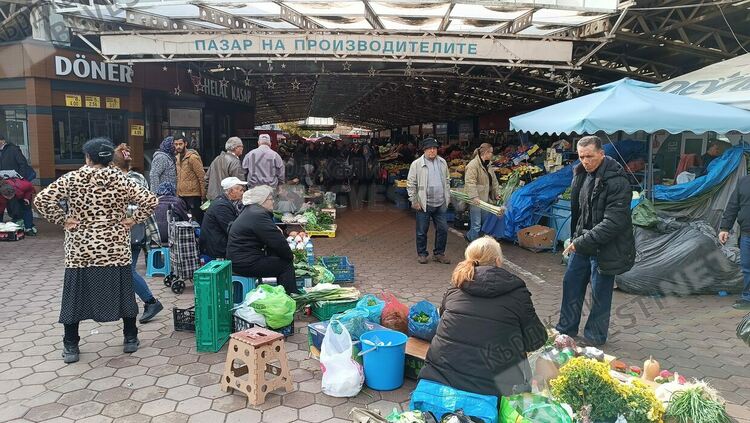 Търговци на Пазара на производителите в Кърджали изгоряха с актове,върви проверка на ОДБХ