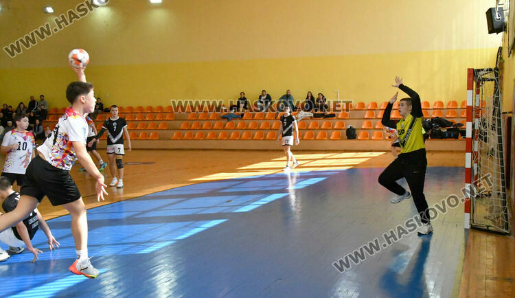 Юношите на &bdquo;Асти &lsquo;91 със загуба от &bdquo;Албатрос&ldquo;