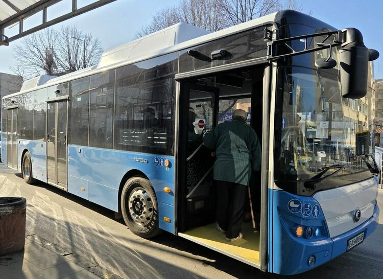 Тръгнаха електрическите автобуси в Асеновград