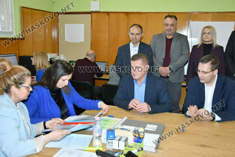 ДПС ще се бори за поне три мандата в Хасково, заяви водачът на листата Мехмед Атаман 