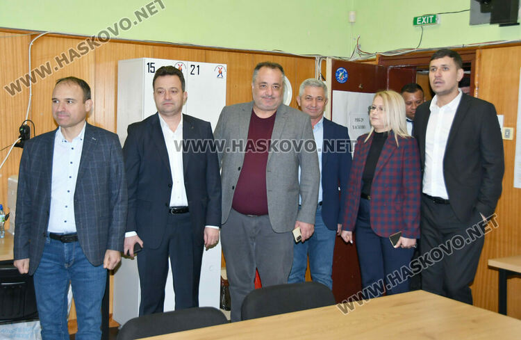 ДПС ще се бори за поне три мандата в Хасково, заяви водачът на листата Мехмед Атаман 