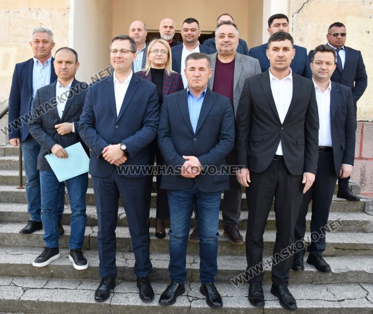 ДПС ще се бори за поне три мандата в Хасково, заяви водачът на листата Мехмед Атаман 