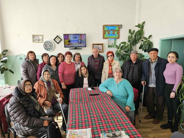 Съпричастност и доброта: Пенсионерите в Ардино подкрепиха благотворителната кауза за Бюлбюл Хасан