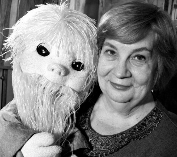 Замлъкна гласът на &bdquo;Педя човек, лакът брада&ldquo; &ndash; почина Слава Рачева