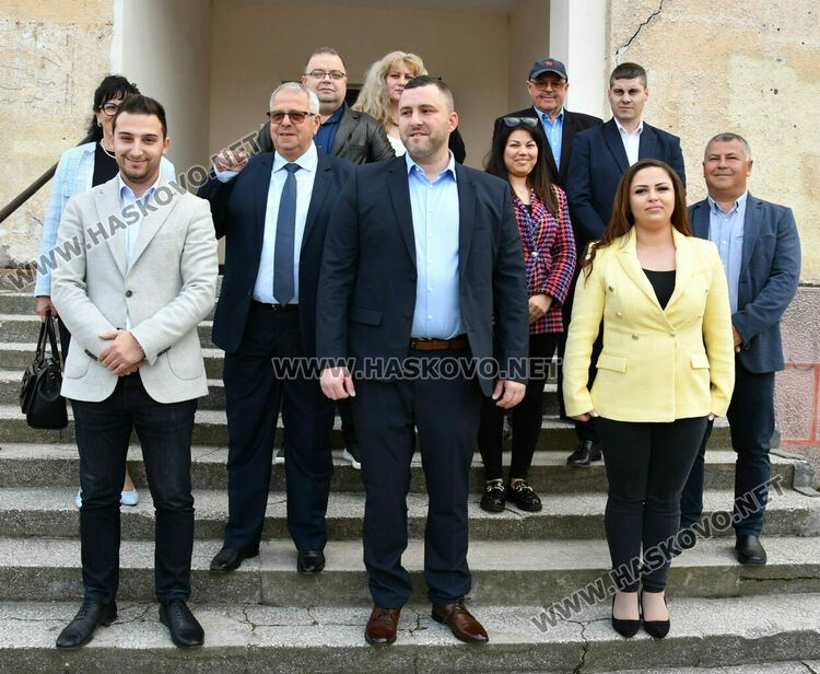 БСП с пълна листа от 16 кандидати, водач е Ленко Петканин