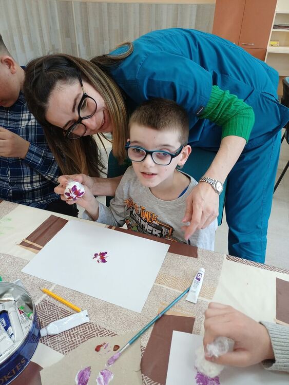 &bdquo;Пролетна изложба&ldquo; на Дневен център за деца с увреждания &ndash; Димитровград