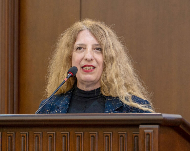 34 ученици от Езиковата гимназия в Хасково с Кеймбридж сертификати