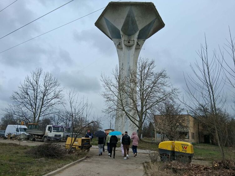 Ученици проследиха пътя на водата в Хасково, отразяващ се на цената ѝ