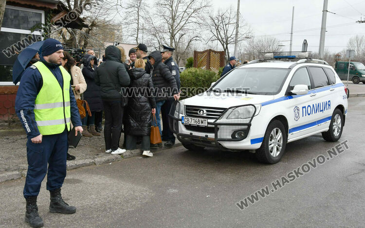 13 души са арестувани в акцията на МВР за купуване на гласове, наркотици и кражби в Хасковско