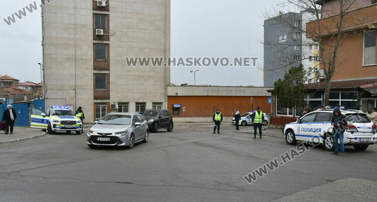 13 души са арестувани в акцията на МВР за купуване на гласове, наркотици и кражби в Хасковско