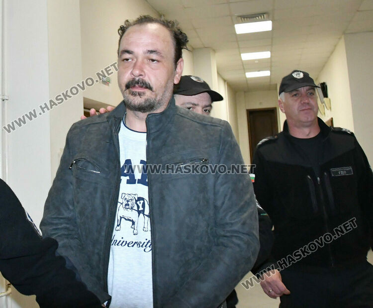 Задържаният с 14 кг синтетичен канабиноид остава в ареста