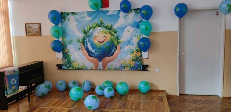 Алековци с инициативи по повод Деня на рециклирането и Световния ден на водата