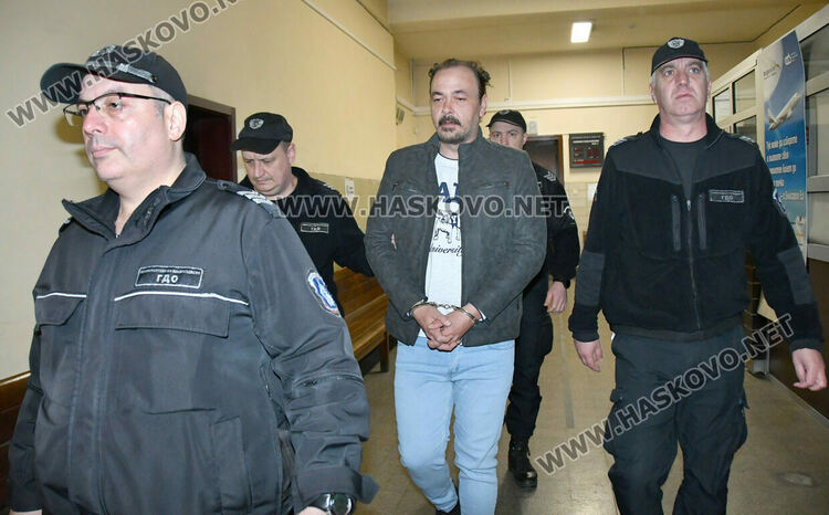 Задържаният с 14 кг синтетичен канабиноид остава в ареста