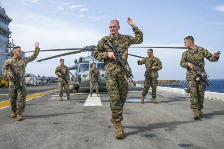 Десантен кораб &bdquo;USS Boxer&ldquo;