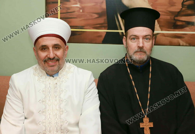 Препълнени джамии в Хасково за Рамазан Байрам: Празник на опрощението и толерантността