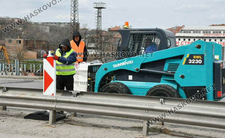 Подготвят за ремонт надлеза до ЖП гарата в Хасково