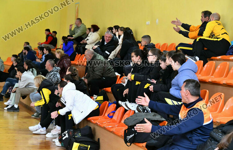 Първенство по хандбал днес в Хасково