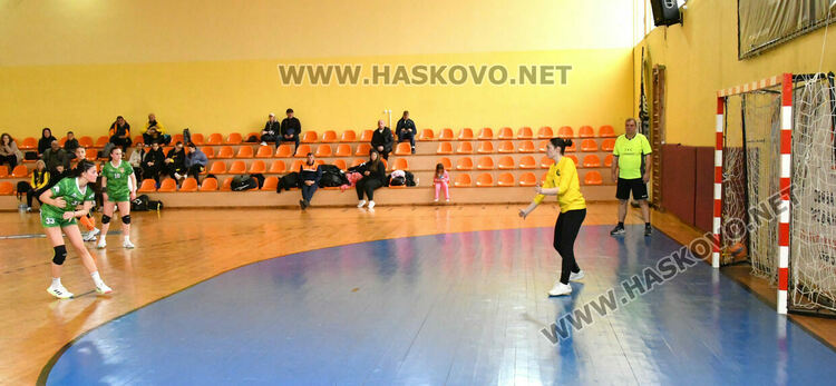 Първенство по хандбал днес в Хасково