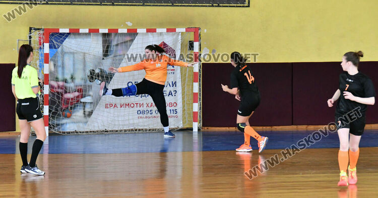Първенство по хандбал днес в Хасково
